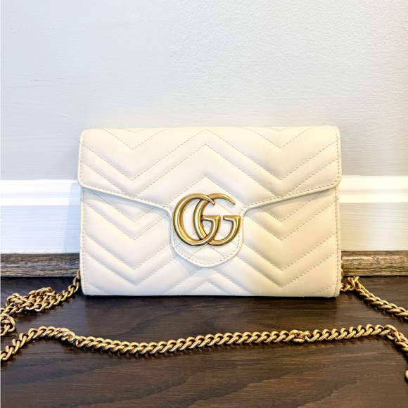 Gucci GG Marmont wallet on chain - Picture 1 of 7